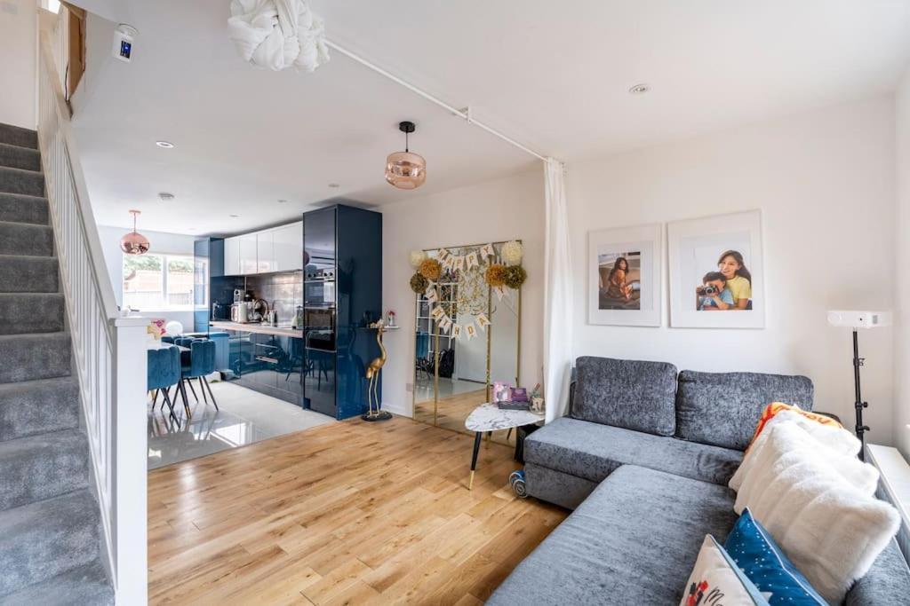Monalychee Apartment ลอนดอน ภายนอก รูปภาพ